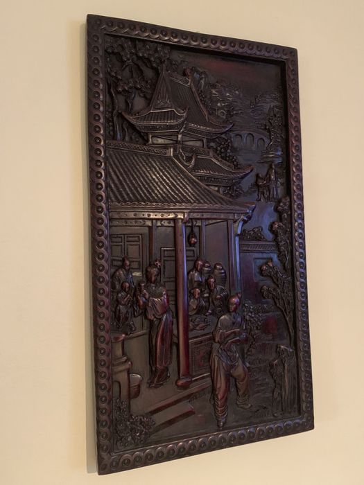 Tablou de ipsos sculptat in relief