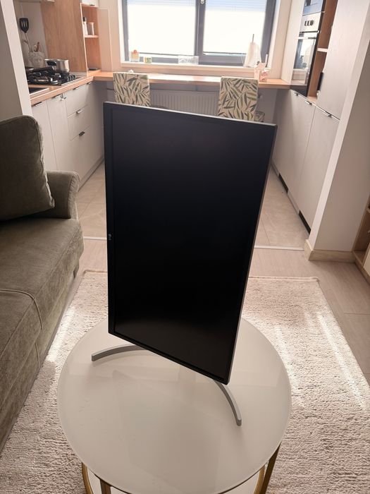 Monitor 4K LG 27" IPS Ideal design/gaming.Ca nou