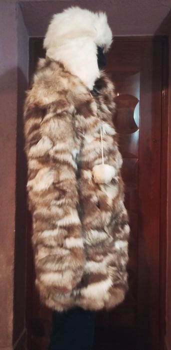 Haina lunga dama din blana naturala