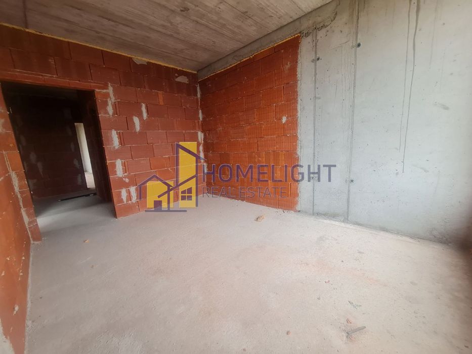 Тристаен апартамент в кв. Овча купел 2