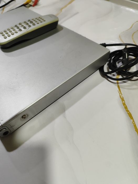 Philips DVP3011K DVD плеер