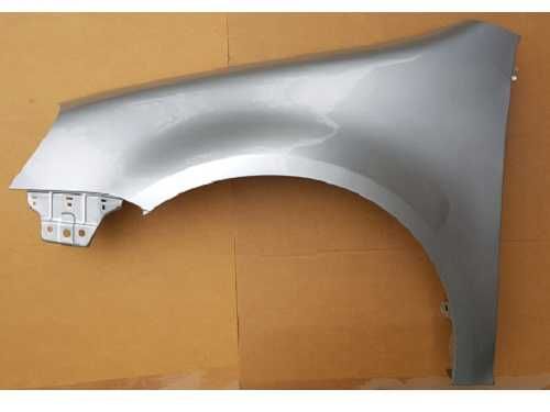 Aripa stanga fata VW Golf V 03 – 08 vopsita argintiu 8E / LA7W