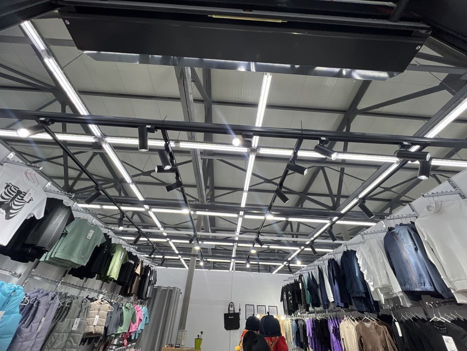 Трековые светильники 32шт