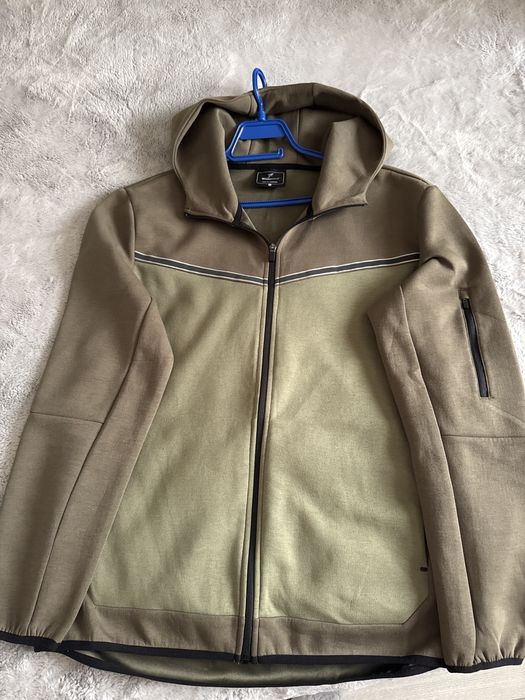 Спортна Горница Workout