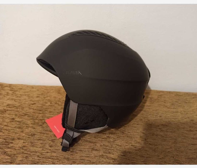 Casca schi ski Alpina Grand.