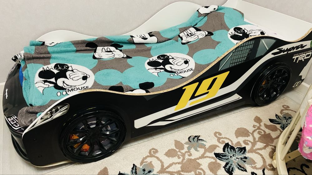 Детская Кровать машина