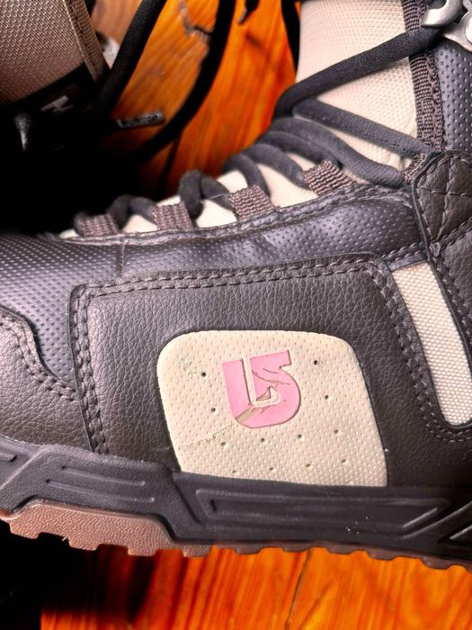 Дамски сноуборд обувки Burton Moto