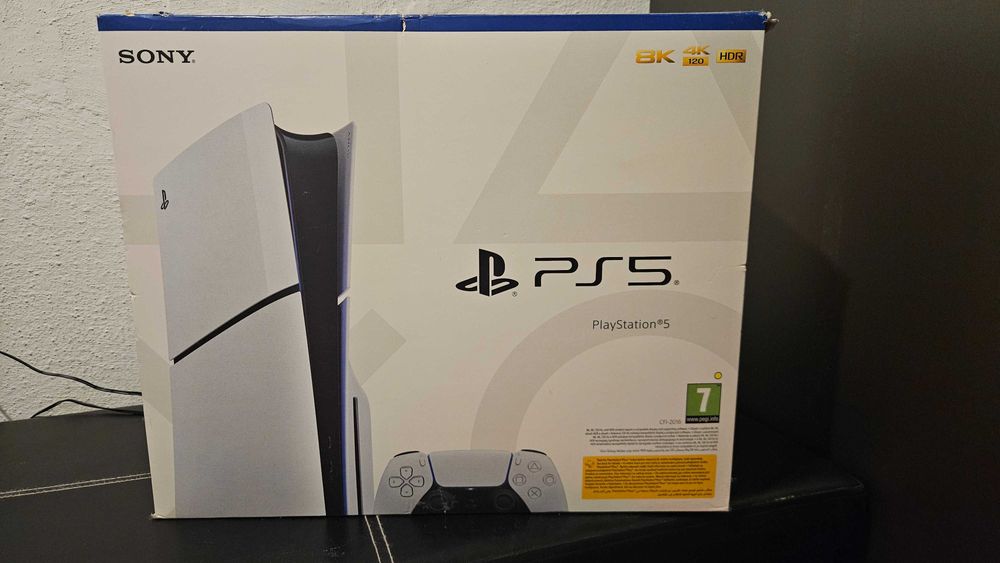 Продавам Playstation 5 slim