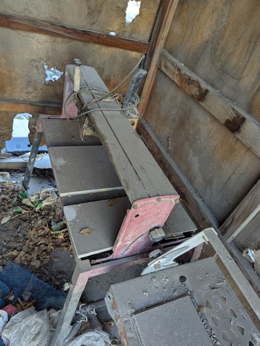 Продам плиткорез