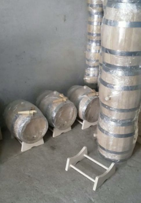 Дървени бурета от бял дъб