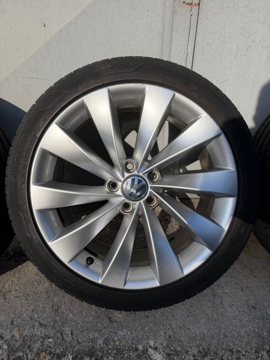 Джанти VW R18 + Летни гуми Vredestein Ultrac Satin 235/40 ZR18 95Y