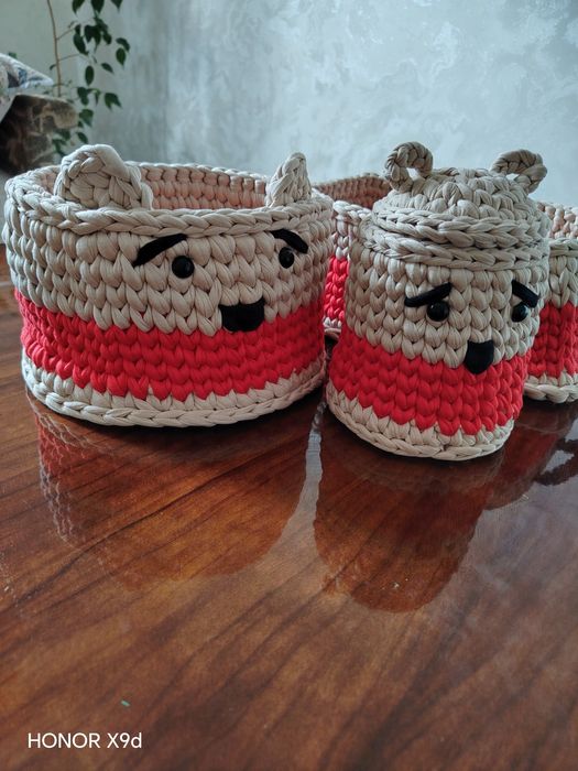 Qolda toqilgan karzinkalar