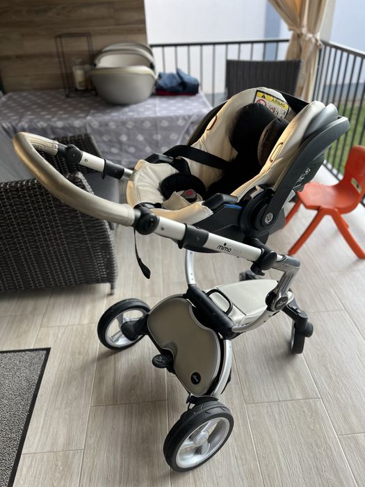 De vanzare carucior Mima xari 3 in 1