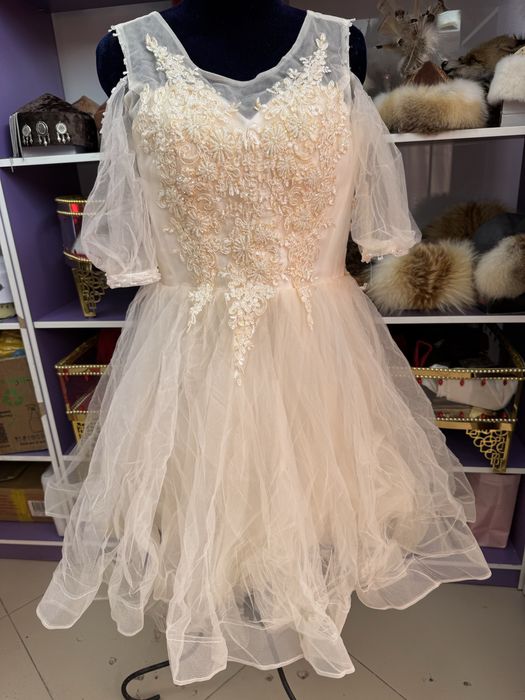 Нарядные и вечерние платья