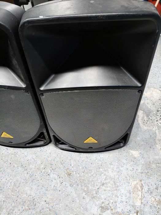 Behringer B115D Boxă activă