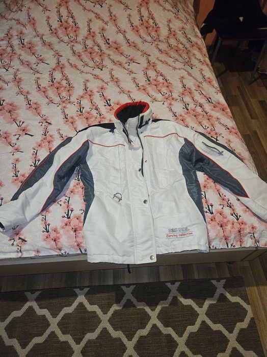 Два броя якета и два броя панталони за ски Diel и Dainese и раз. L