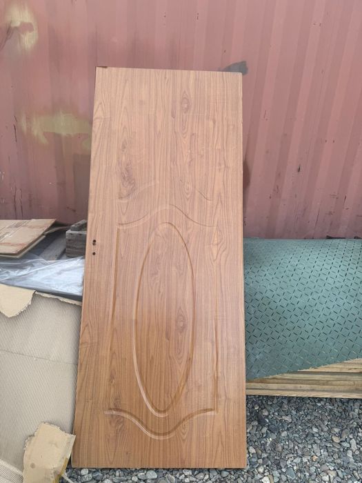 Деревянные двери