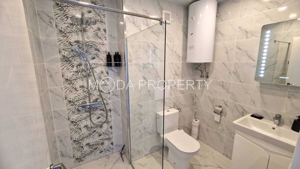 Продава се Двустаен апартамент в Свети Влас - 94 кв.м за 690 €/кв.м - Снимка #12