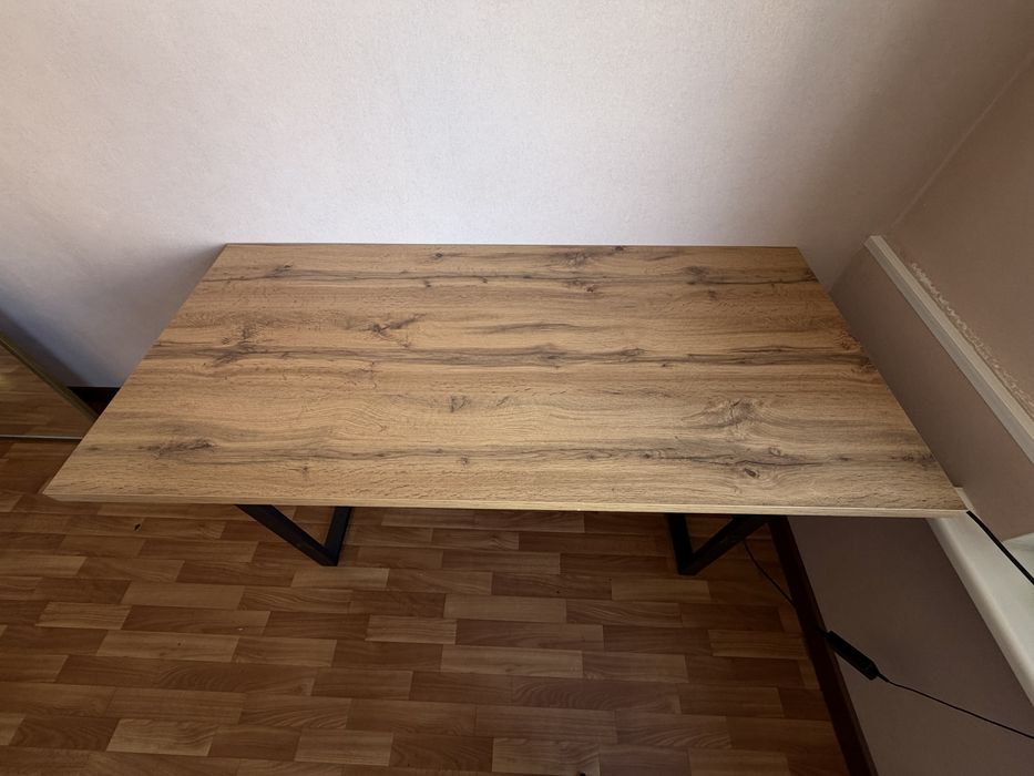 Продам стол 70*150, высота 75 см