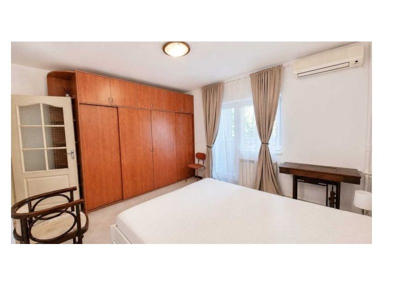 Apartament 3 camere Timpui Noi
