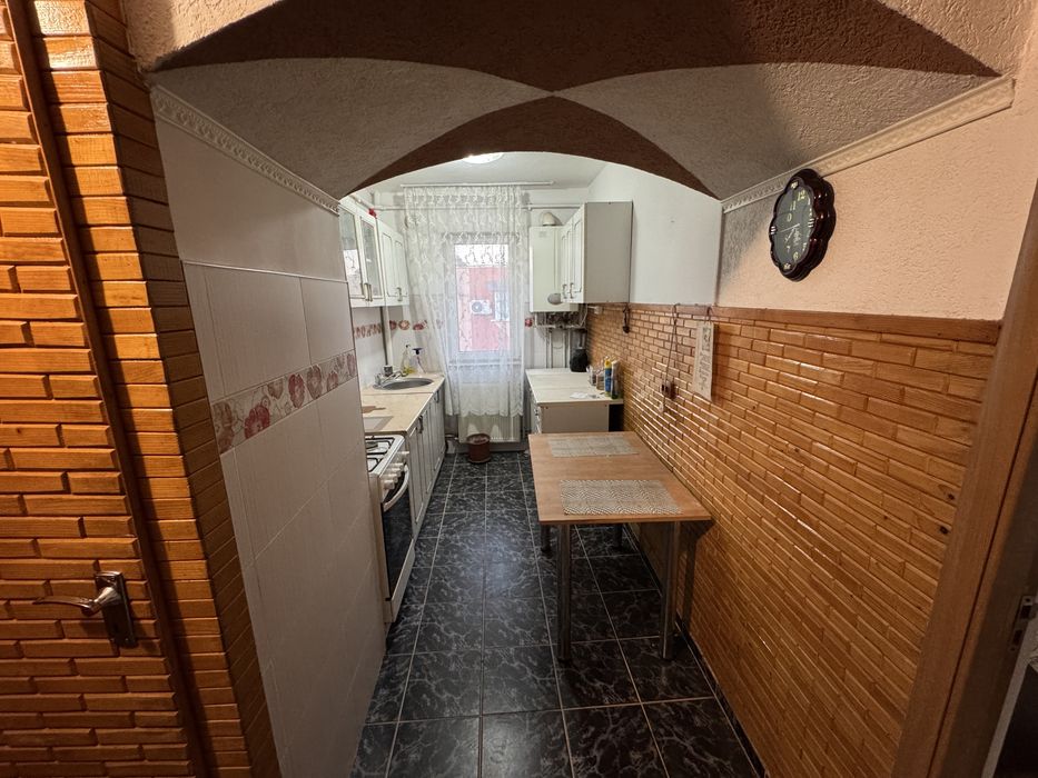 Închiriere Apartament 3 Camere