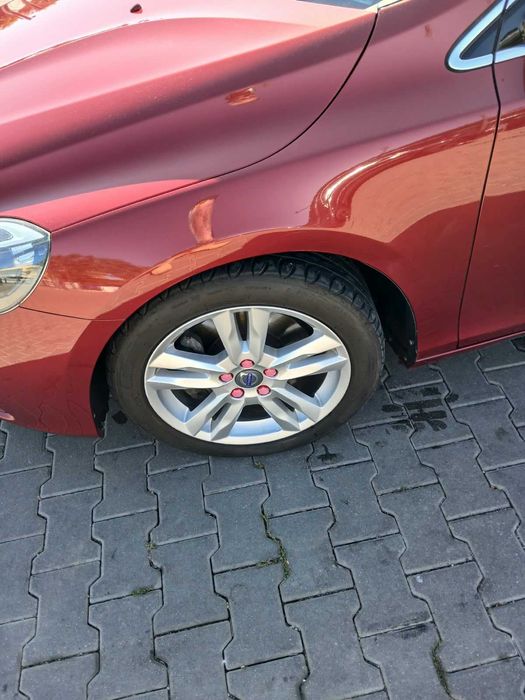 Volvo V40 - Momentum 2.0 D4 190 Cp