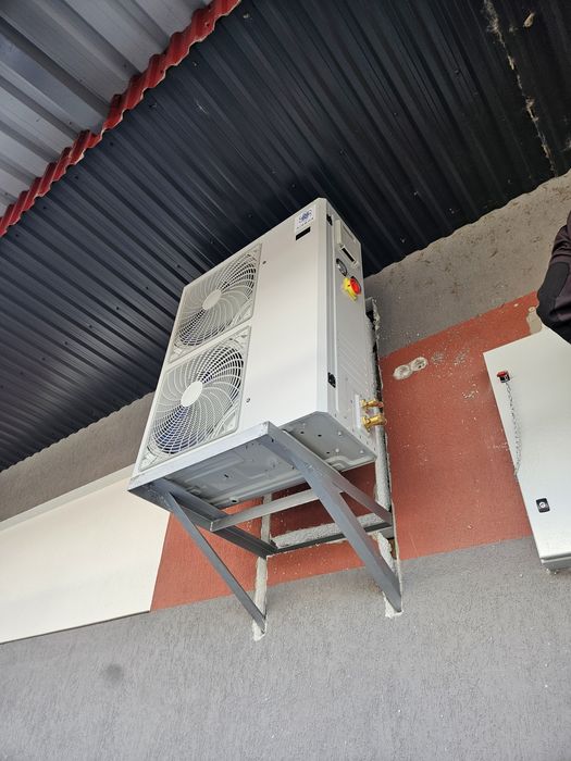 Instalații frigorifice refrigerare 15 - 500 mc.