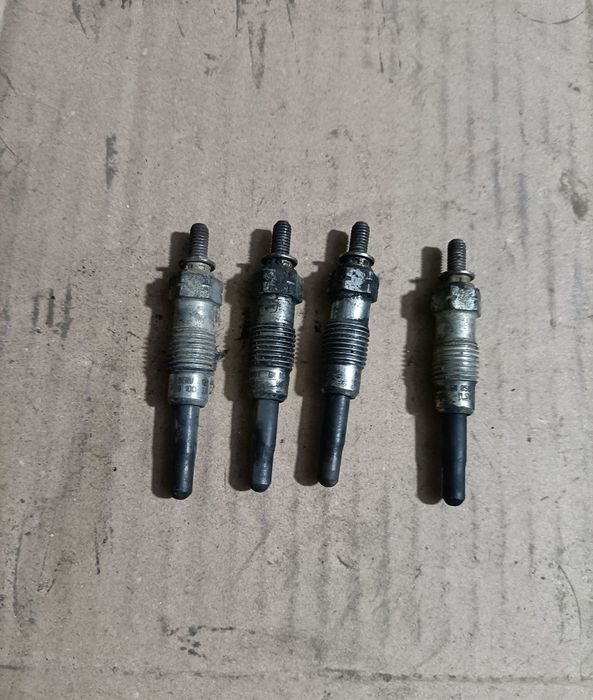 Bujii incandescente : Mercedes E , C Class,Vito,Sprinter... 13 RON buc