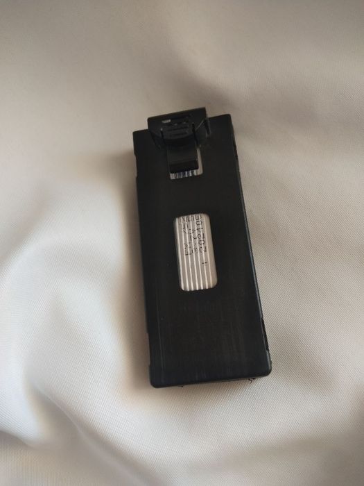 FX752 3.7V 500mAh Li-Po battery (model FX752-500)
Съёмный, ра