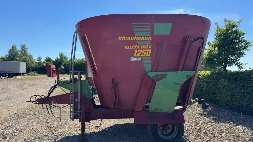 Strautmann verti-mix 1250, Yem aralashtiradigam MIXER.
