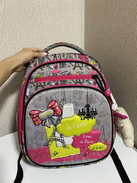 Сумки рюкзаки школьные новые