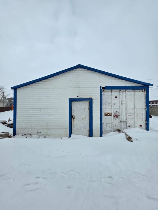 Продаётся контейнер  40т. Утепленный 3шт.