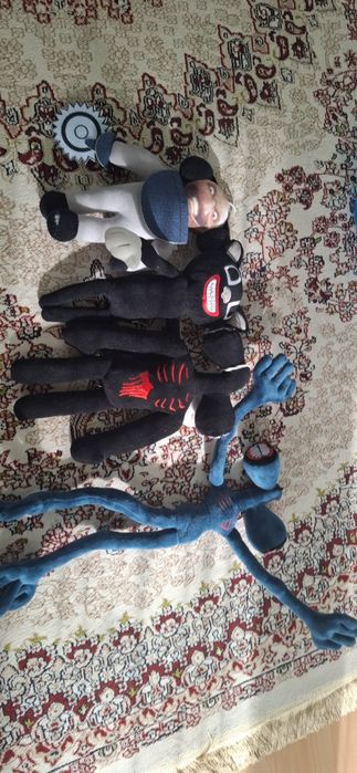 Продаются игрушки