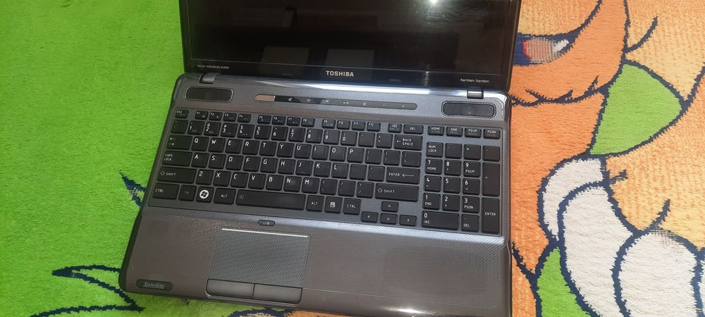 Офисный ноутбук Toshiba A665-S6070