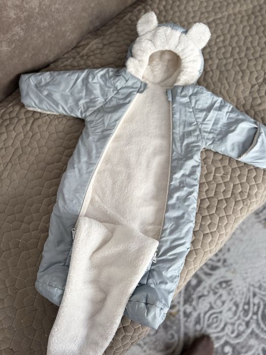 Продам осенний комбинезон