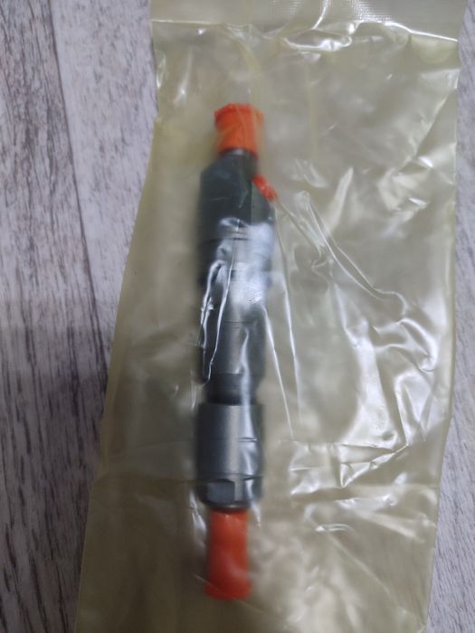 Продам 2 комплекта форсунок