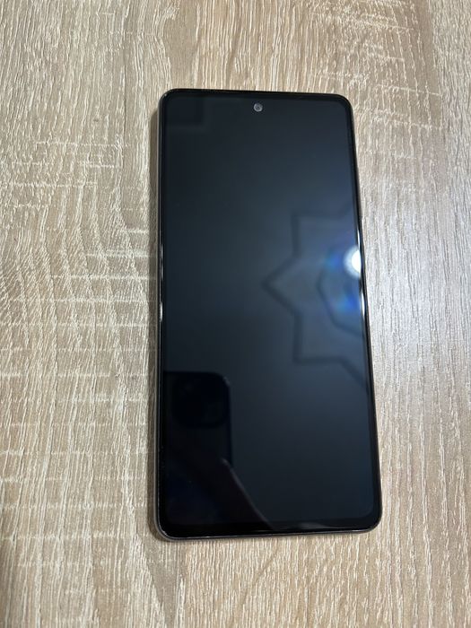 Продам Samsung A52