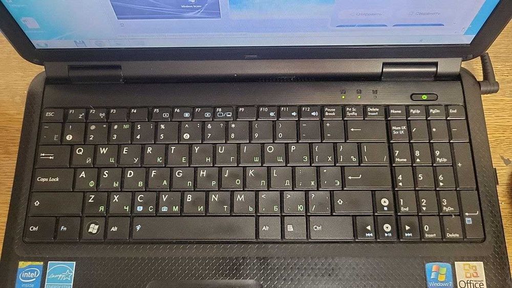 Ноутбук ASUS K50C. Intel Celeron /2 /250/ 15"