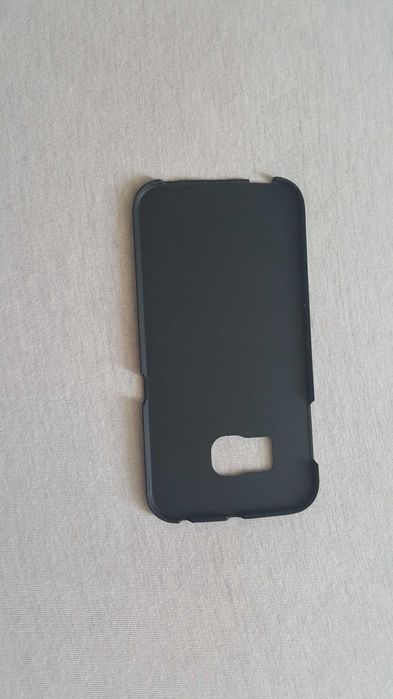 Продавам кейс за Samsung Galaxy S6 Edge