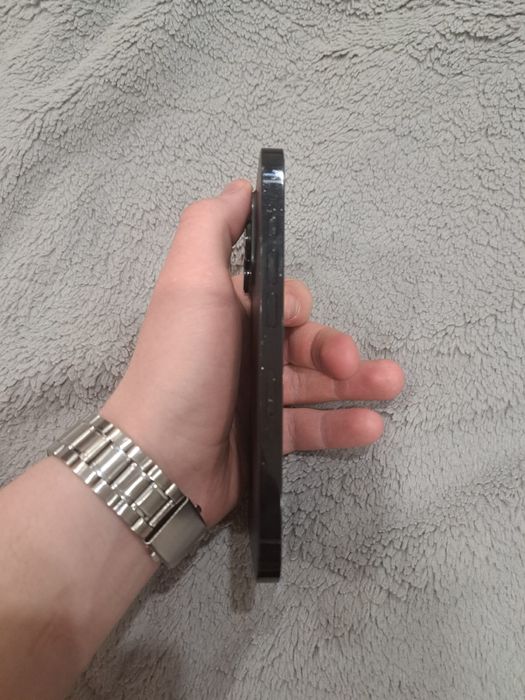 Аифон 14 про в хорошем состоянии