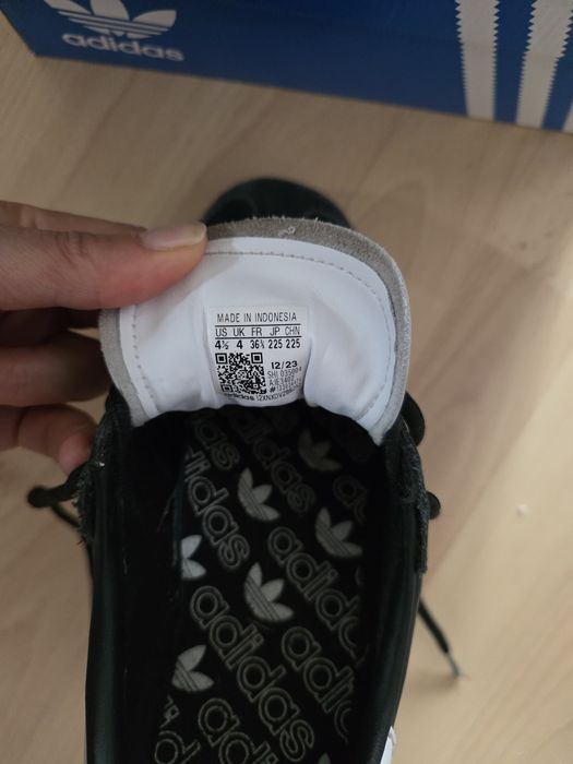 Маратонти ADIDAS SPEZIAL 36 2/3