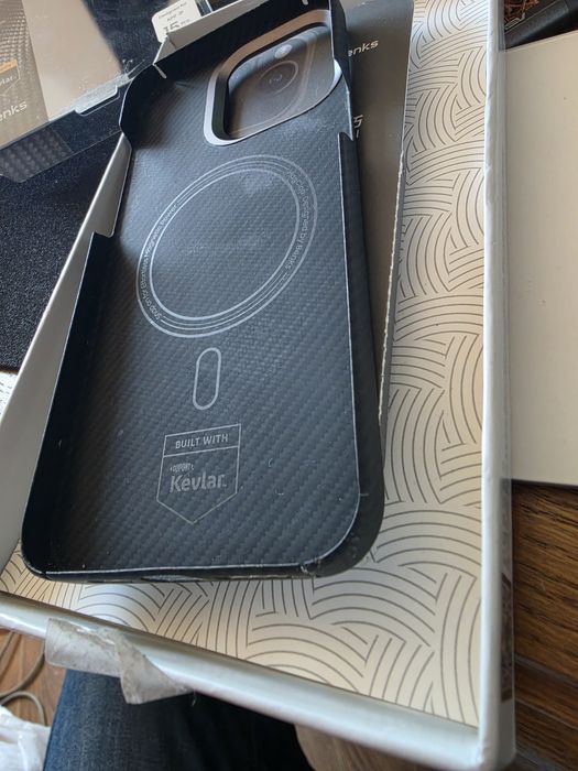 Чехол карбоновый арамид iPhone 15 pro max