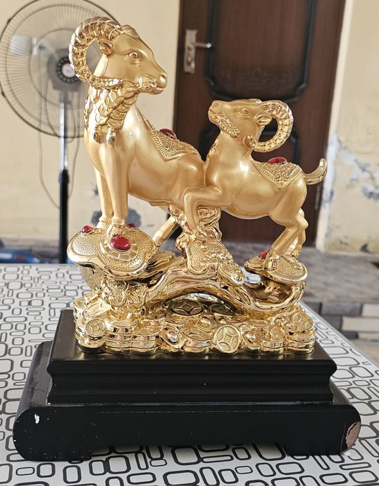 Продаётся Китайские сувениры.