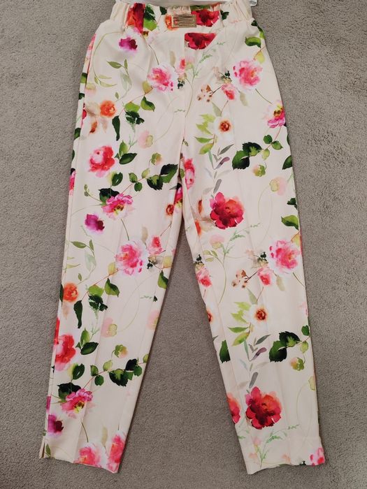 Панталон и блуза Junona 36