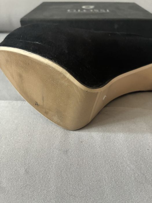 Туфли модельные 39 размер