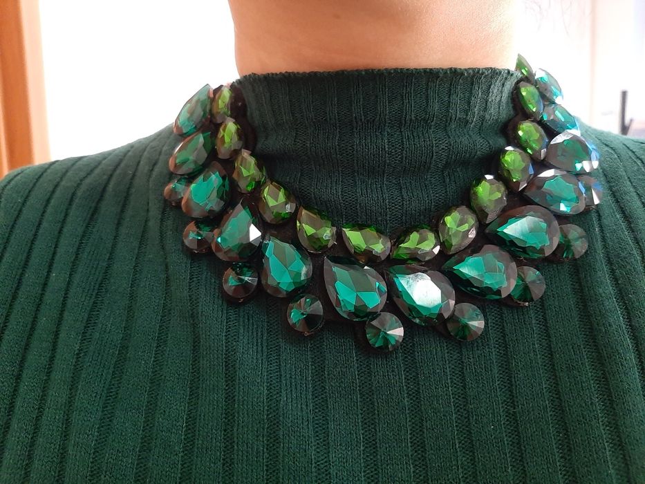 Продам украшение- воротник
