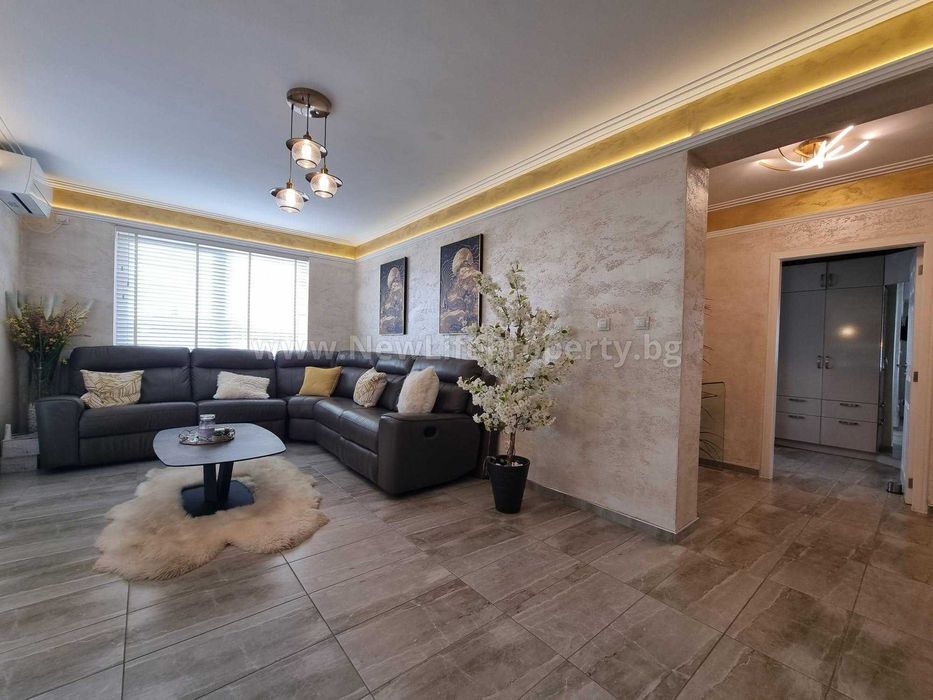 Продава се Тристаен апартамент в к.к. Слънчев бряг - 119 кв.м за 1874 €/кв.м - Снимка #3