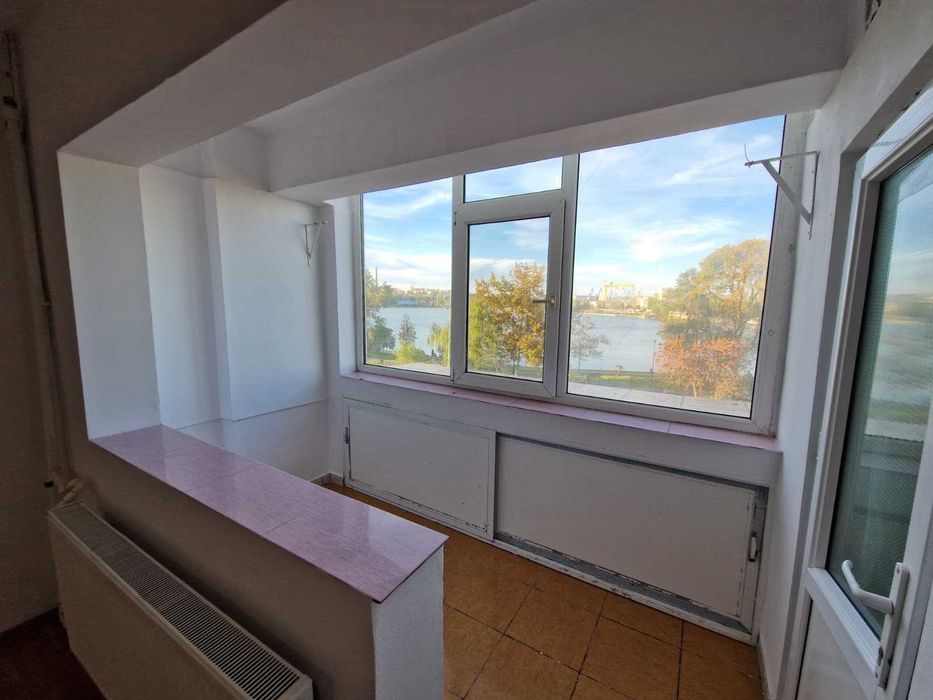 Apartament 2 camere decomandat, Str. Isaccei Tulcea, Bl Pelican, Etaj 2 / Proprietar