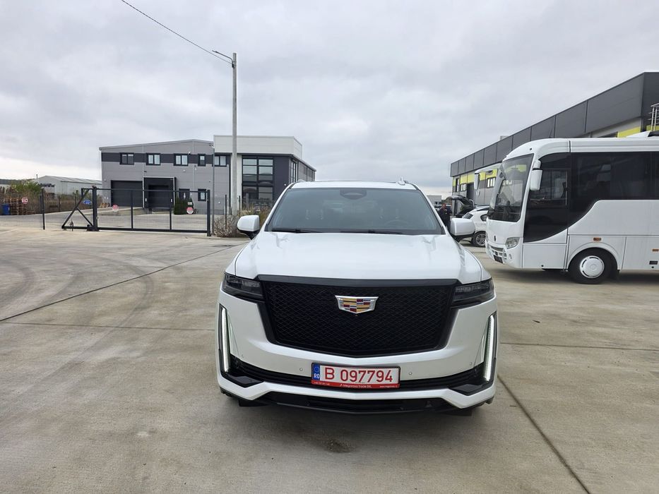 Cadillac Escalade primul propiertar