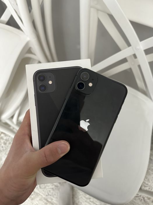 Продам Айфон 11 гб 128